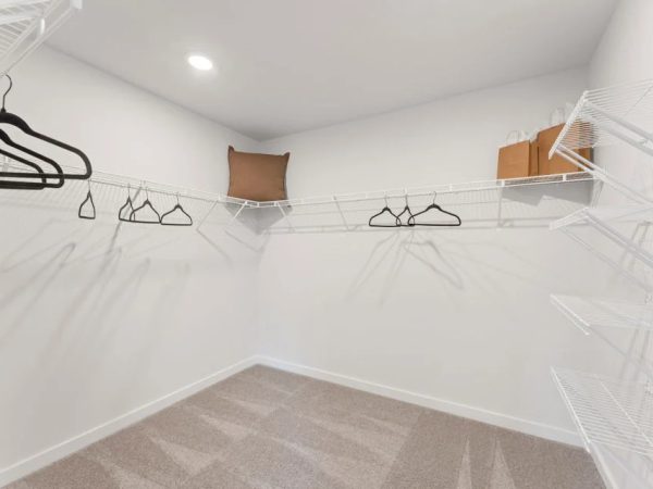 laruchephoto---centurycomm---model-home---2829-bullfrod-lane---gainesville-15